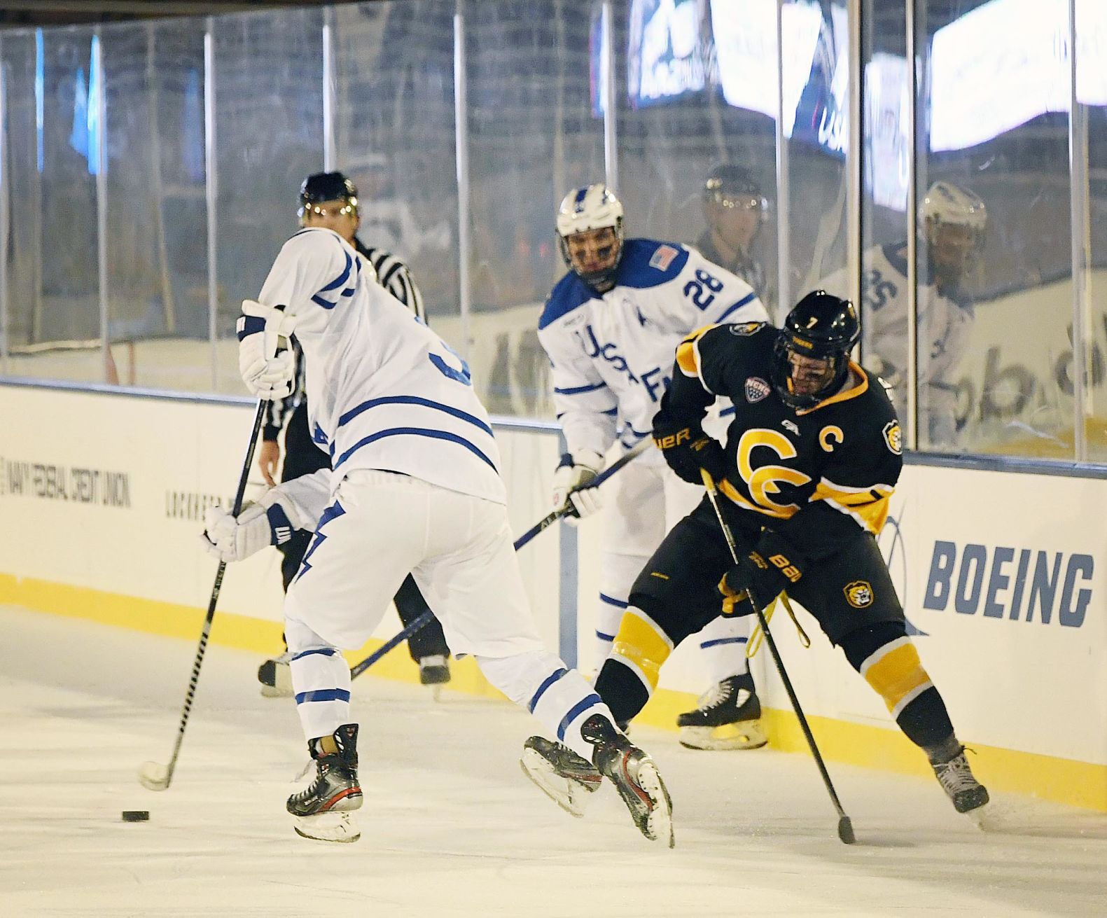 021820-s-hockey 6342.jpg